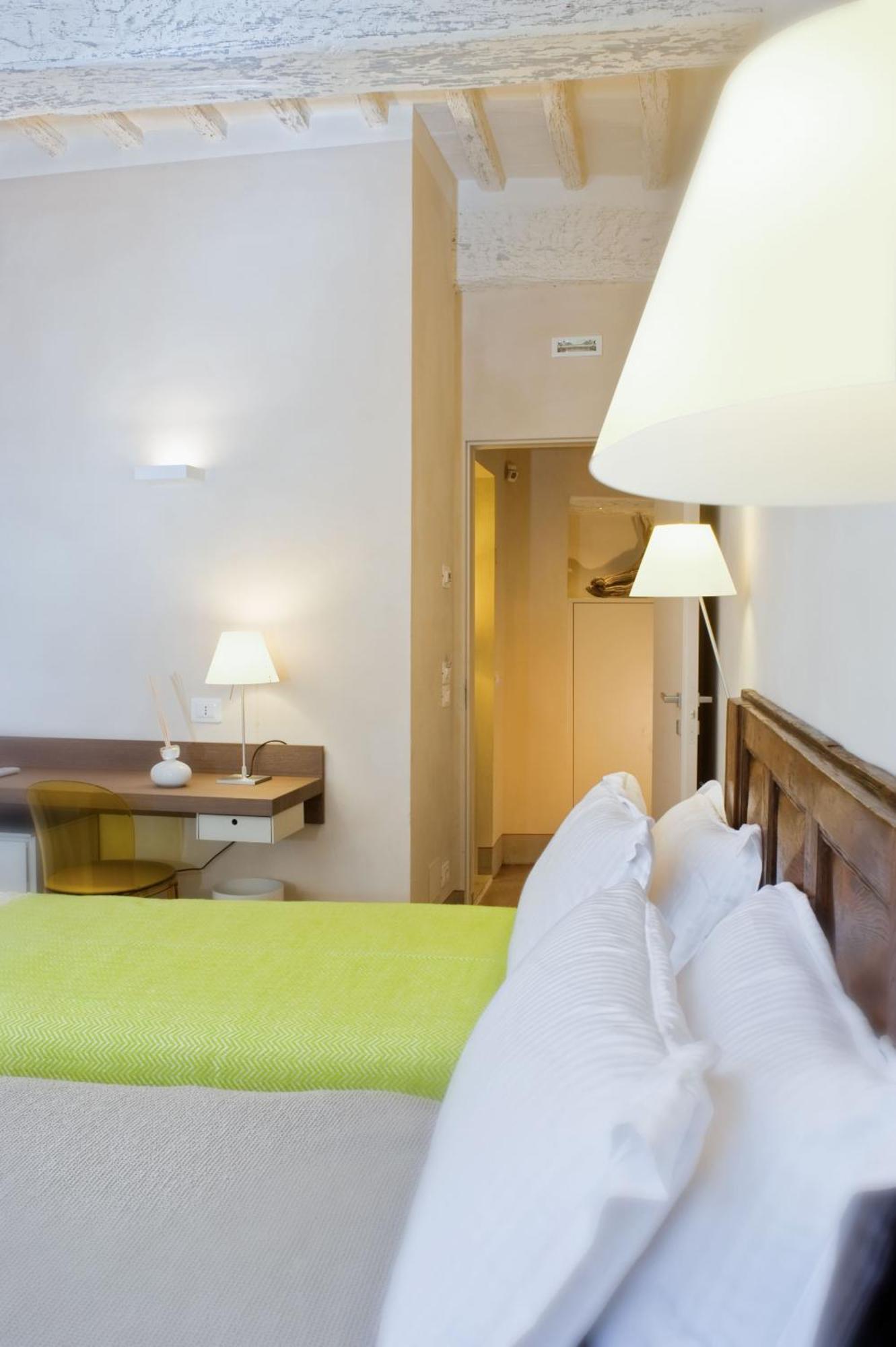 Fondaco Del Moro Bed & Breakfast Чивитела ин Вал ди Киана Екстериор снимка