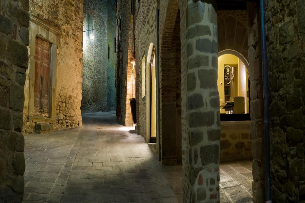 Fondaco Del Moro Bed & Breakfast Чивитела ин Вал ди Киана Екстериор снимка